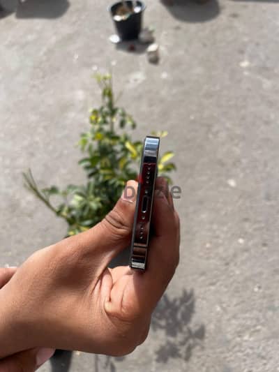 آبل - آيفون 12 برو