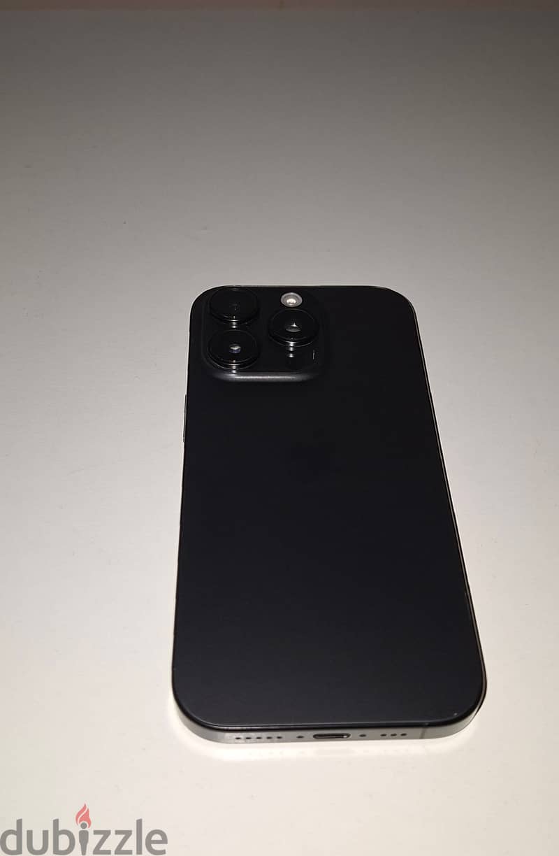 Apple - iPhone 16 Pro 9