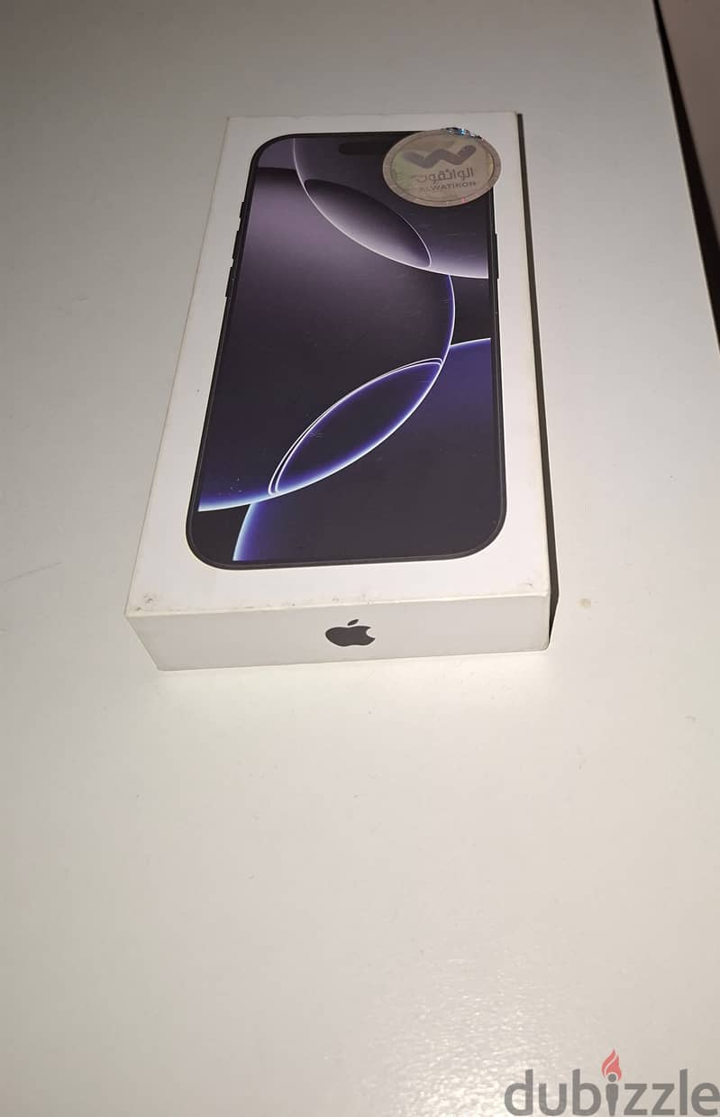 Apple - iPhone 16 Pro 11