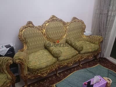 صالون مدهب للبيع