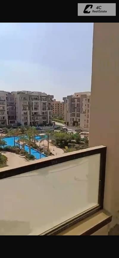 Apartment ready to move prime location below market price 4 bedrooms in Storia Park Hadayek 6 October near the Pyramids for sale