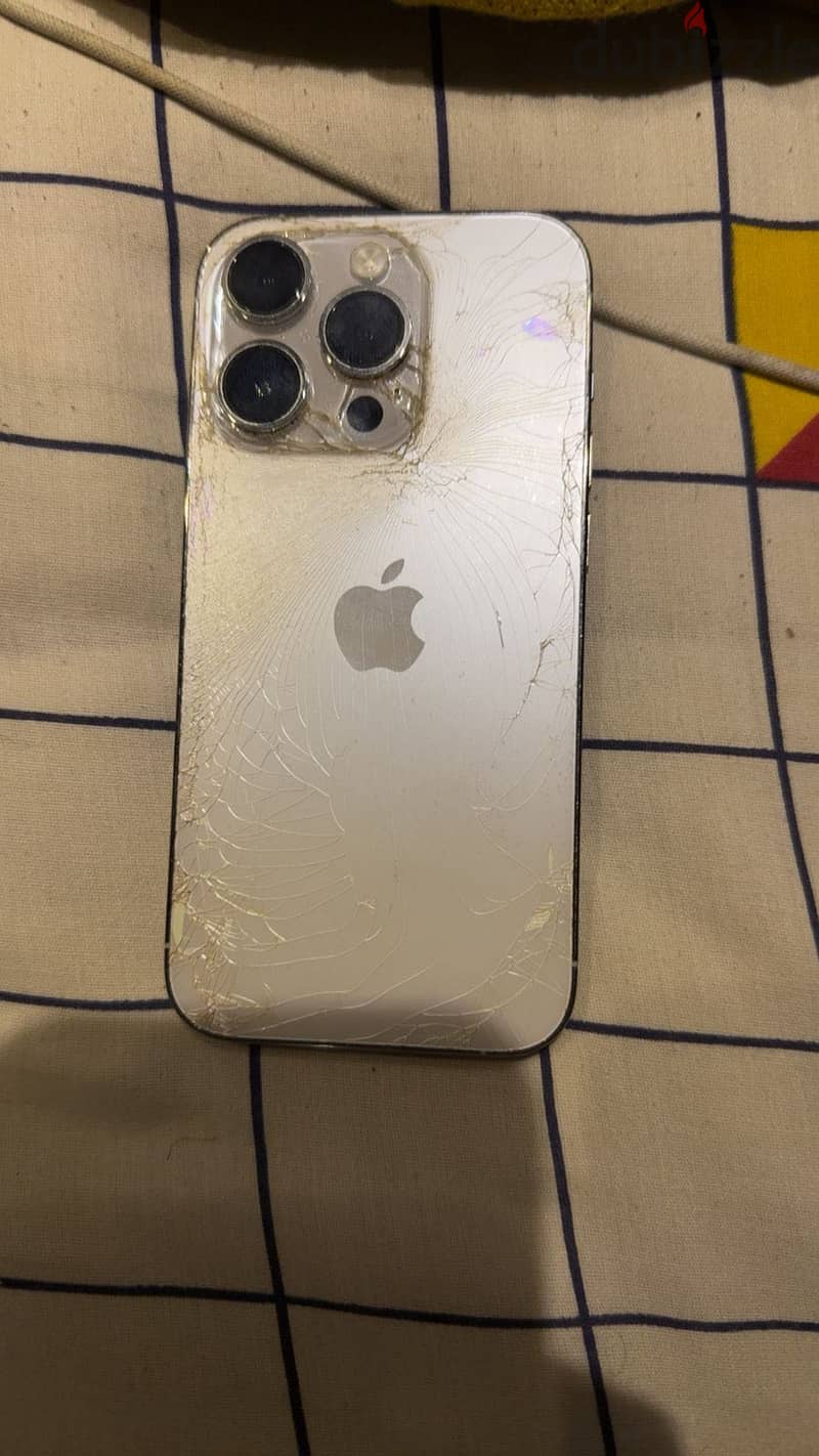 Apple - iPhone 14 Pro 3