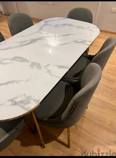 dinning table