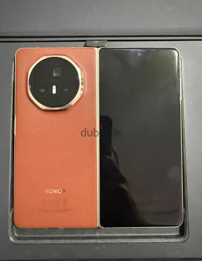 Honor Magic V3