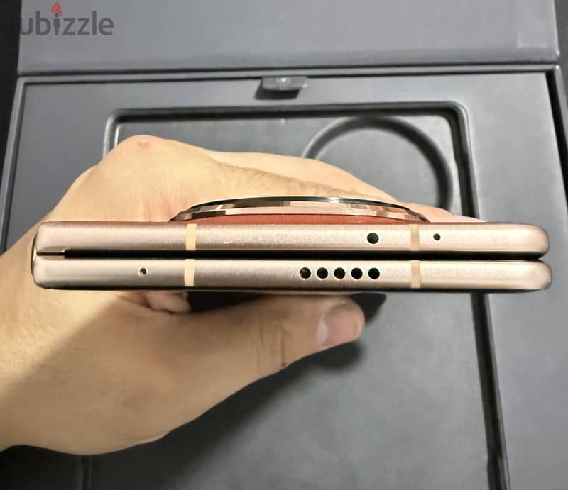 Honor Magic V3 6