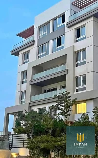 شقه للبيع في hyde park متشطبه جاهزه على pool باقل مقدم يبدا من 800 الف بخصم 24% ع الكاش بالتقسيط على 8 سنين في كمبوند هايد بارك القاهره الجديده التجمع