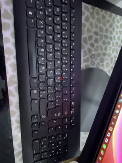 Lenovo IdeaCentre AIO 520-24ICB