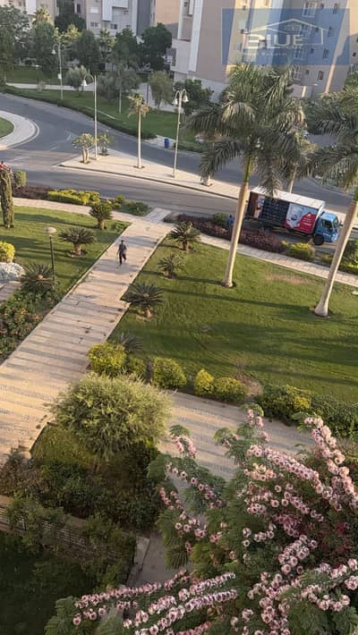 للايجار المفروش في مدينتي باقل من سعر السوق شقة 5 نجوم  في b8 madinaty