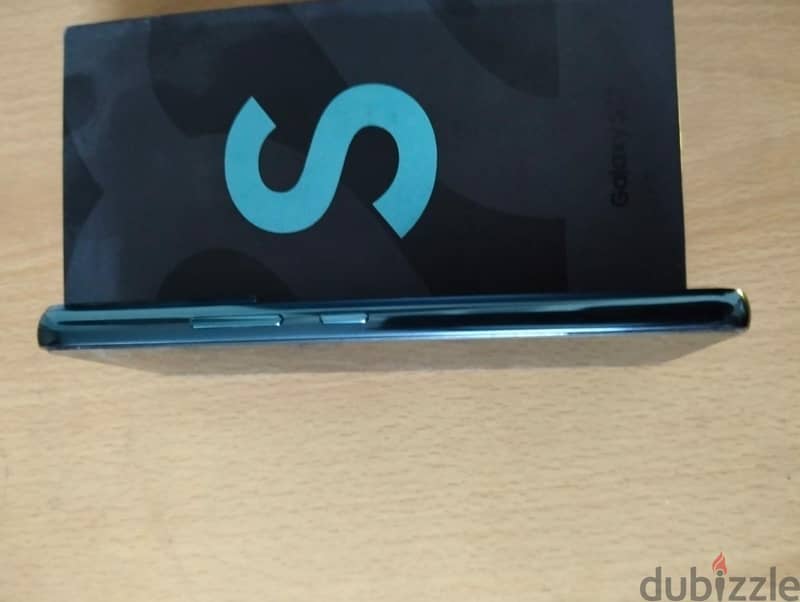 Samsung S22 2