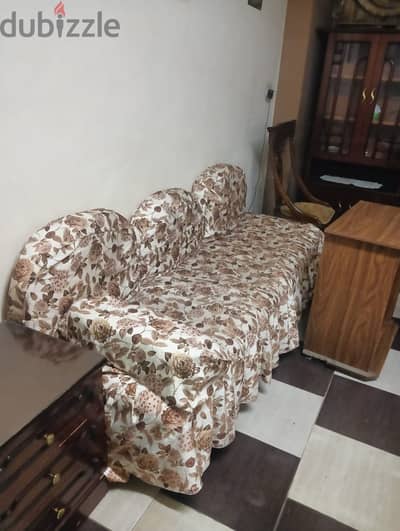 اثاث مستعمل للبيع