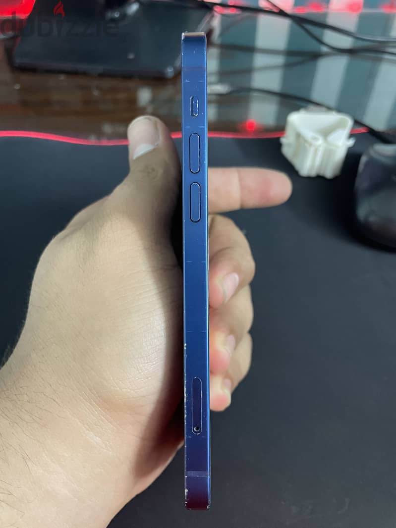 Apple - iPhone 12 3