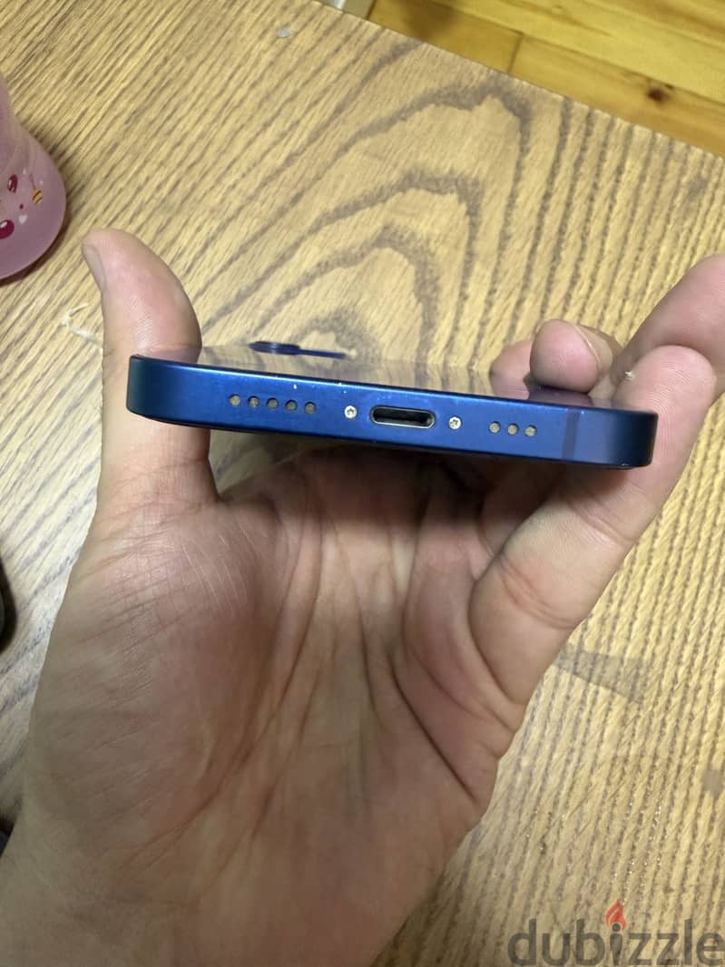 iphone 12 128gb mint condition 4