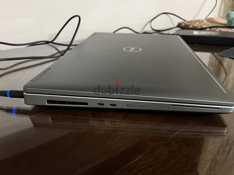 Dell Precision 7740 Workstation 3