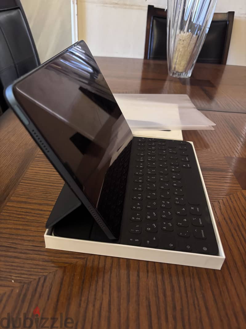 Apple Smart Keyboard Folio for 11-inch iPad 3