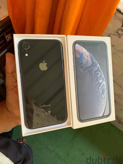 IPhone xr 64 giga مش مغير حاجه