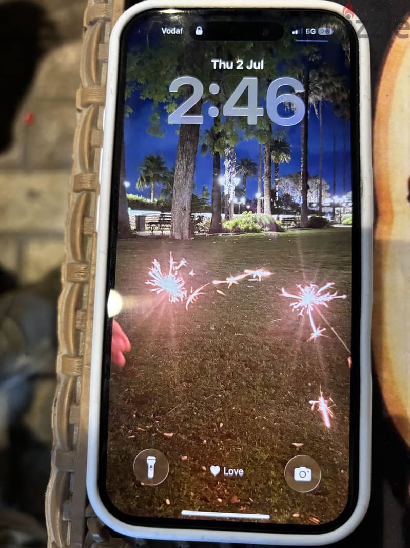 iPhone 16 like new 5