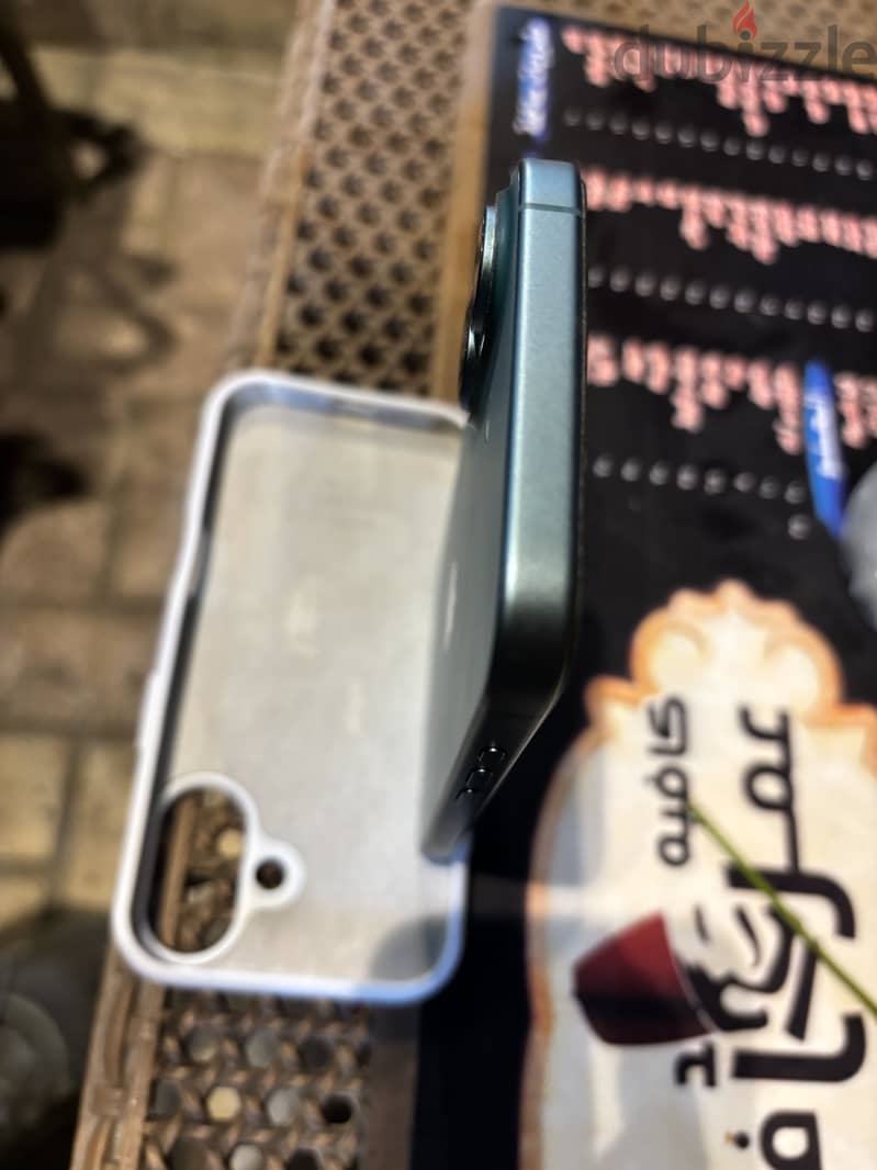 iPhone 16 like new 7