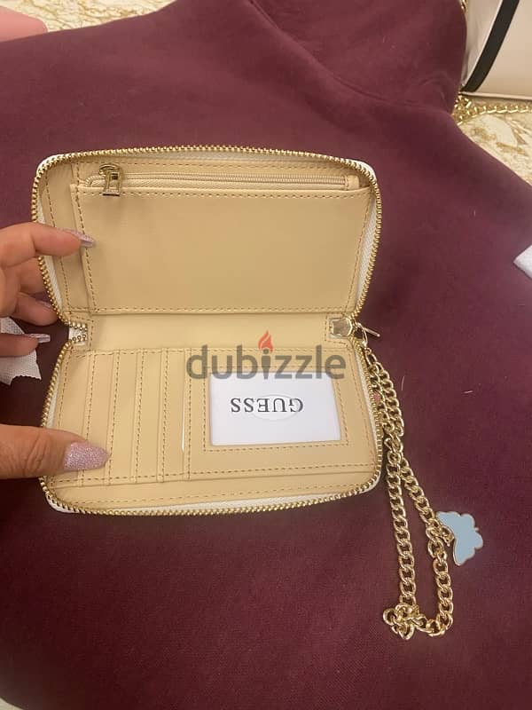 Guess women wallets 8
