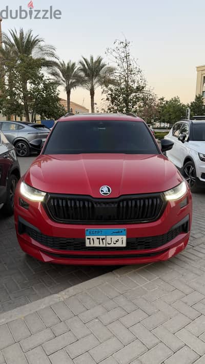 Skoda Kodiaq 2023 sportline ضمان الوكيل