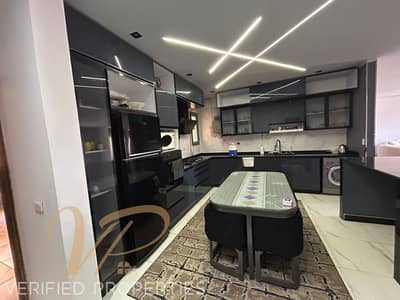Apartment for rent in Al-Shorouk City, second district, 4 rooms, 270 meters