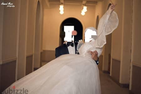 موديل فرنسي إستعمال شخصي مرة واحده بس يلبس لحد 65 ك بالكفر والطرحه