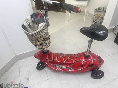سكوتر كهربائي