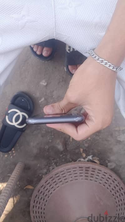 Apple - iPhone 11