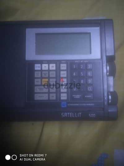 ​راديو ألماني نادر Grundig Satellit 500 بحالة ممتازة شغال بالكامل