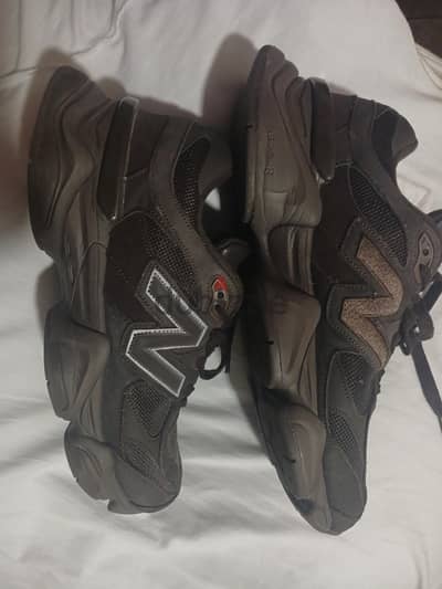 شوز new balance 9060 مقاس ٤٣