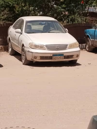 للبيع نيسان صني 2005 أوتوماتيك – موتور 1300cc،