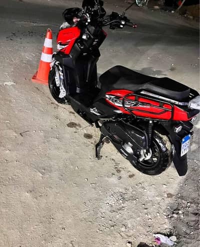سكوتر كى واى كيت 200 cc