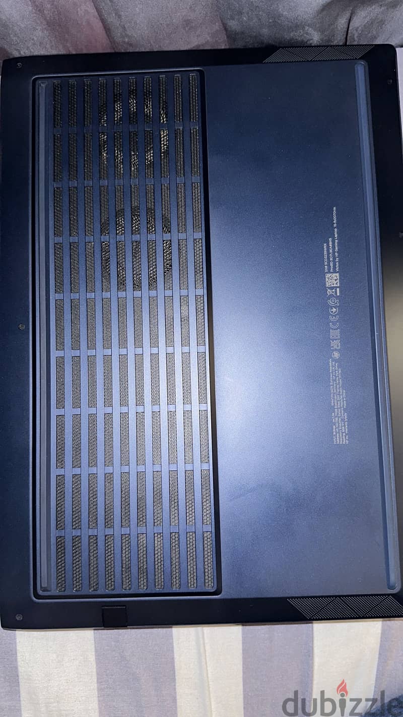 HP Victus 1
