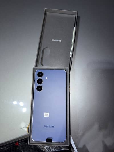 Samsung S25 FE 5G ( 256 g )