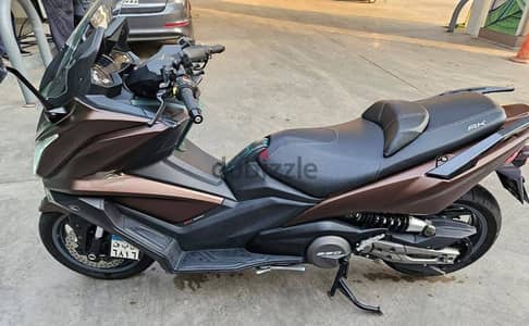 Kymco Ak 550