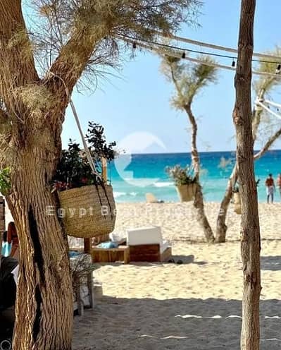 شاليه بإطلالة مباشرة على البحر بمقدم 5% وتقسيط يصل لـ10 سنين