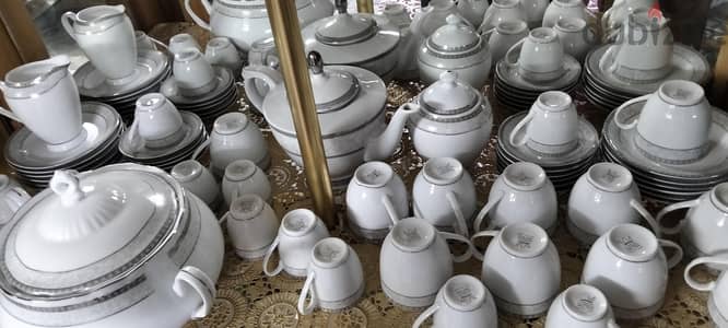 طقم صيني خارج النيش 120 قطعه