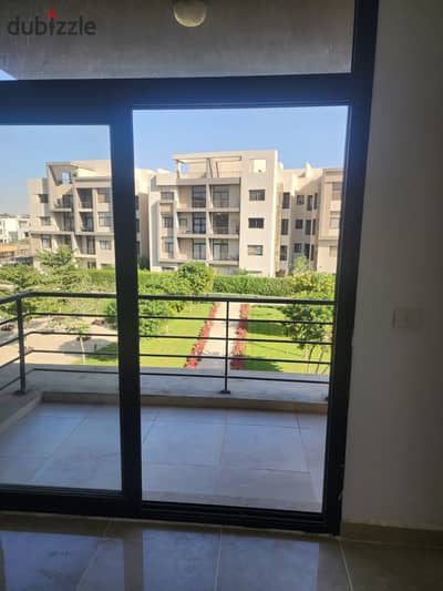 شقة لُقطة للإيجار بـ فيفث سكوير المراسم (التجمع الخامس) - بالتكييفات