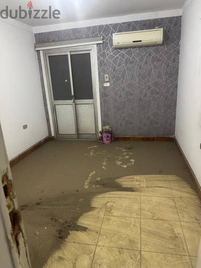 عياده للايجار السنوي