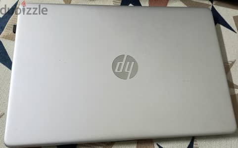 HP laptop للبيع.  استعمال خفيف