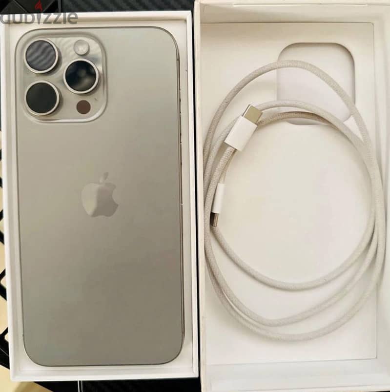 Apple - iPhone 15 Pro Max 1