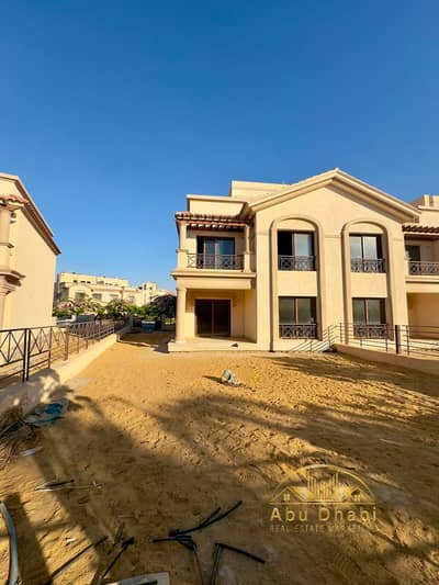 in Madinaty (F3), Four Seasons phase, with a 12-year installment plan. Immediate handover (Group 24).