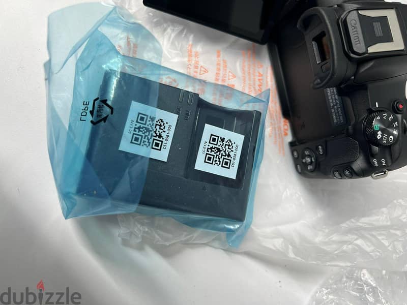 camera canon R50 3