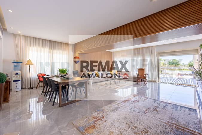 Villa for sale immediate delivery with a landscape view (Hacienda Bay) 350 m