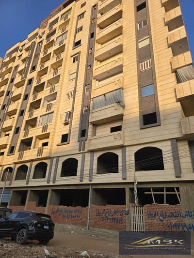 محلات للبيع بسعر متر 25000ج في ميت خاقان شبين الكوم مساحات متنوعه