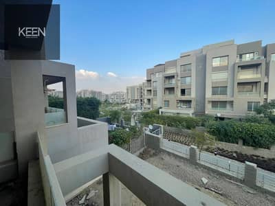 شقة مميزة للبيع في Palm Hills VGK بأفضل موقع 3 غرف