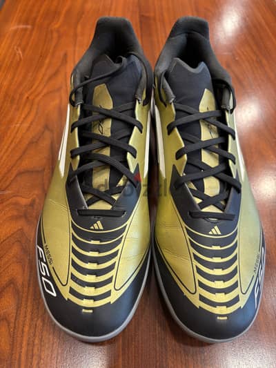 Messi F50 league turf boots جزمة ترتان اديداس اصلي مقاس ٤٦ وتلتين