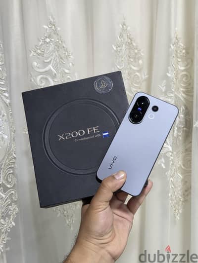vivo X200 Fe 512 Giga بحاله الجديد أعلى نسخه