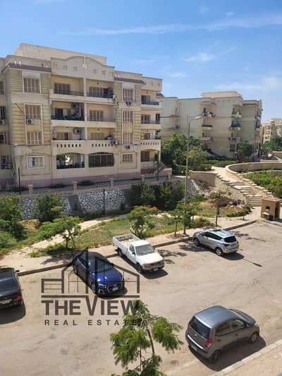 "Apartment for Sale in Phase 1 at a Competitive Price – El Khamayel Compound. 163 sqm, 2nd Floor, Steal Deal! Super Lux Finished, Next to Services, Hy