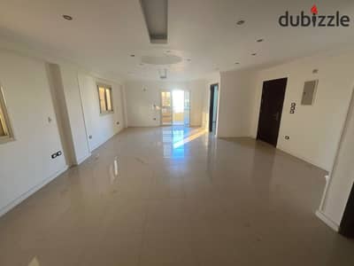 Apartment for rent suitable for administrative or residential use near Spain Plaza