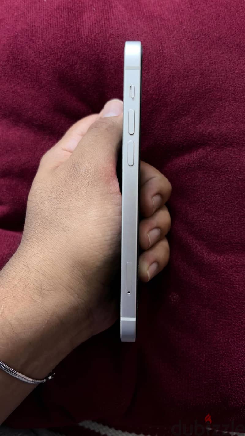 آبل - آيفون 12 4